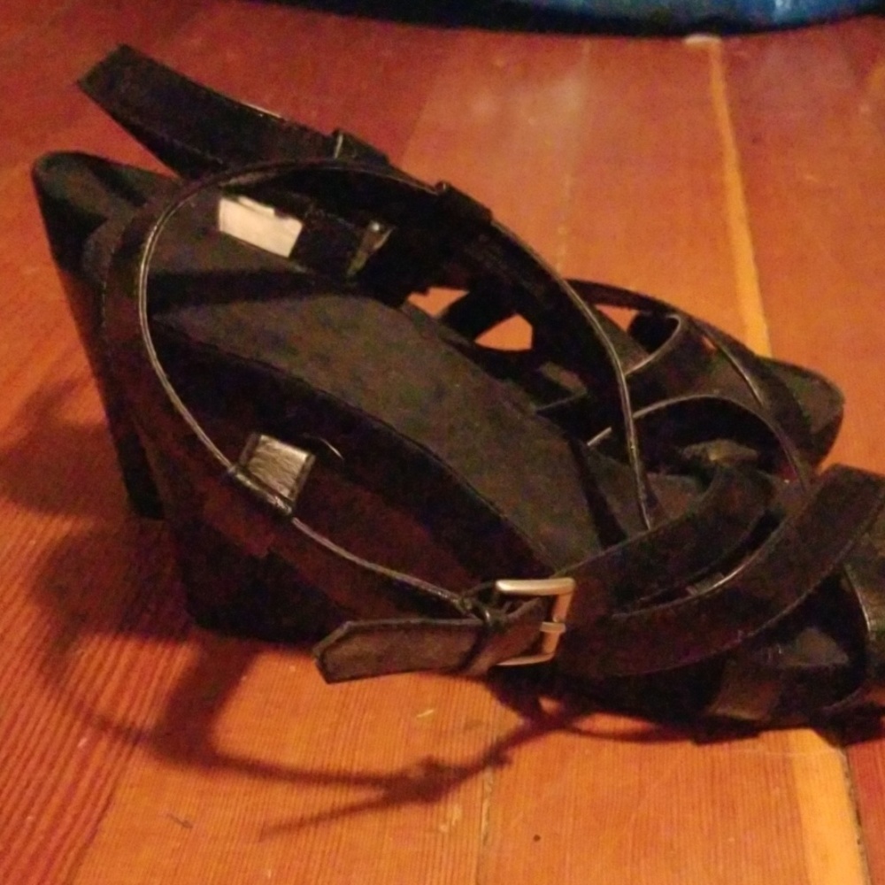 Wedges - Picture 2 of 2